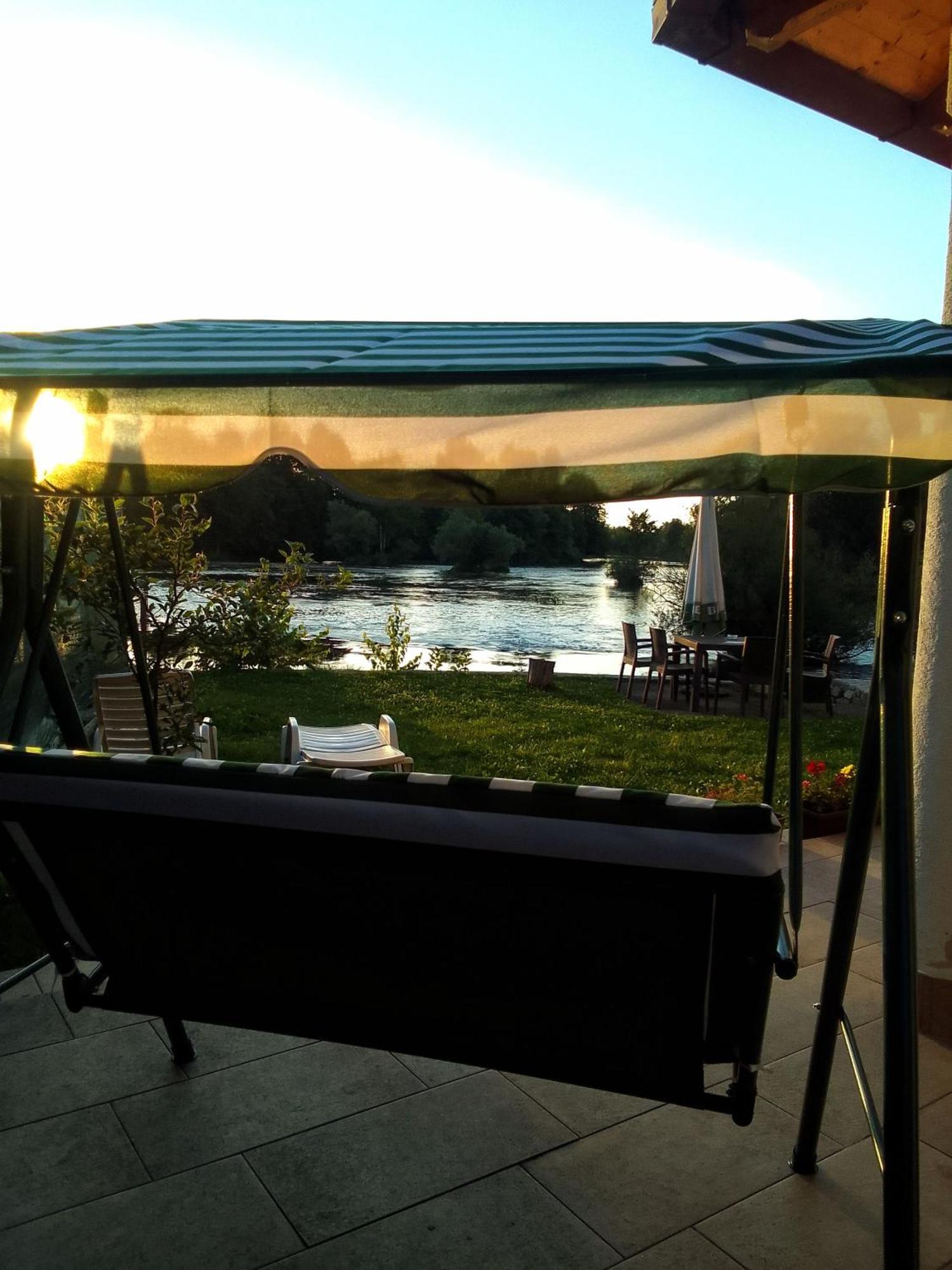 Guesthouse Una 1 บีฮัช ภายนอก รูปภาพ