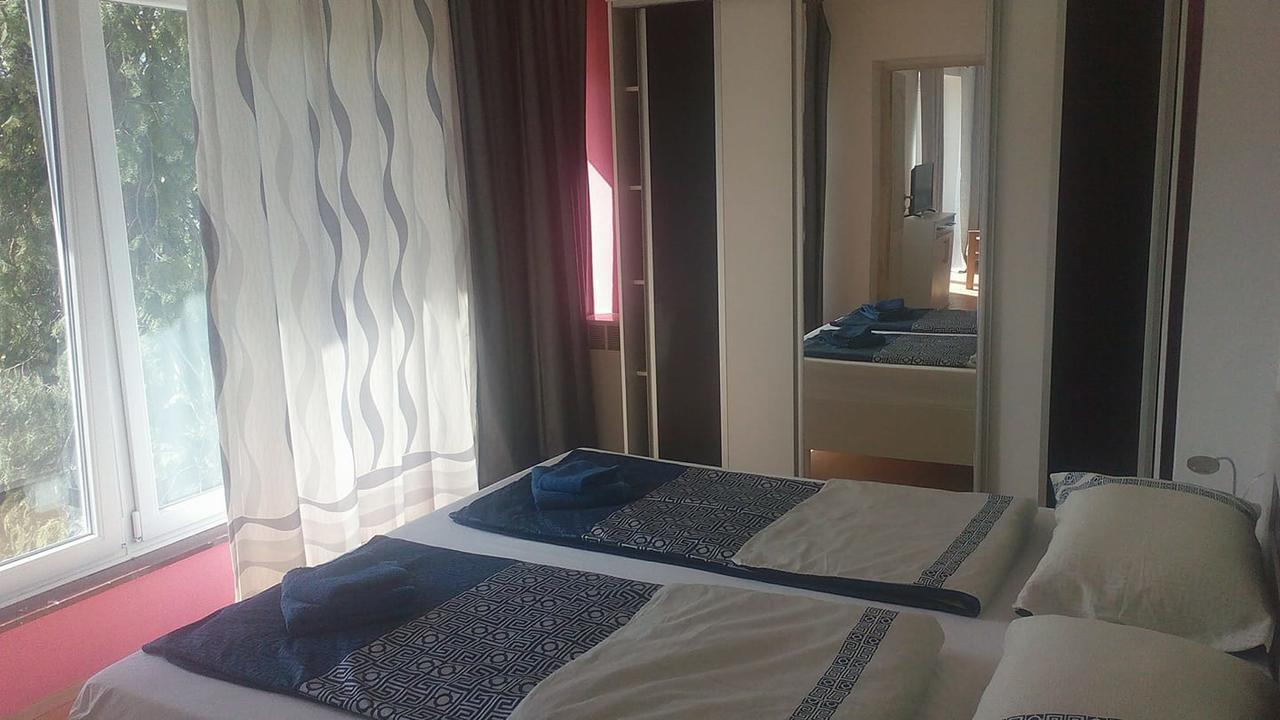 Guesthouse Una 1 บีฮัช ภายนอก รูปภาพ